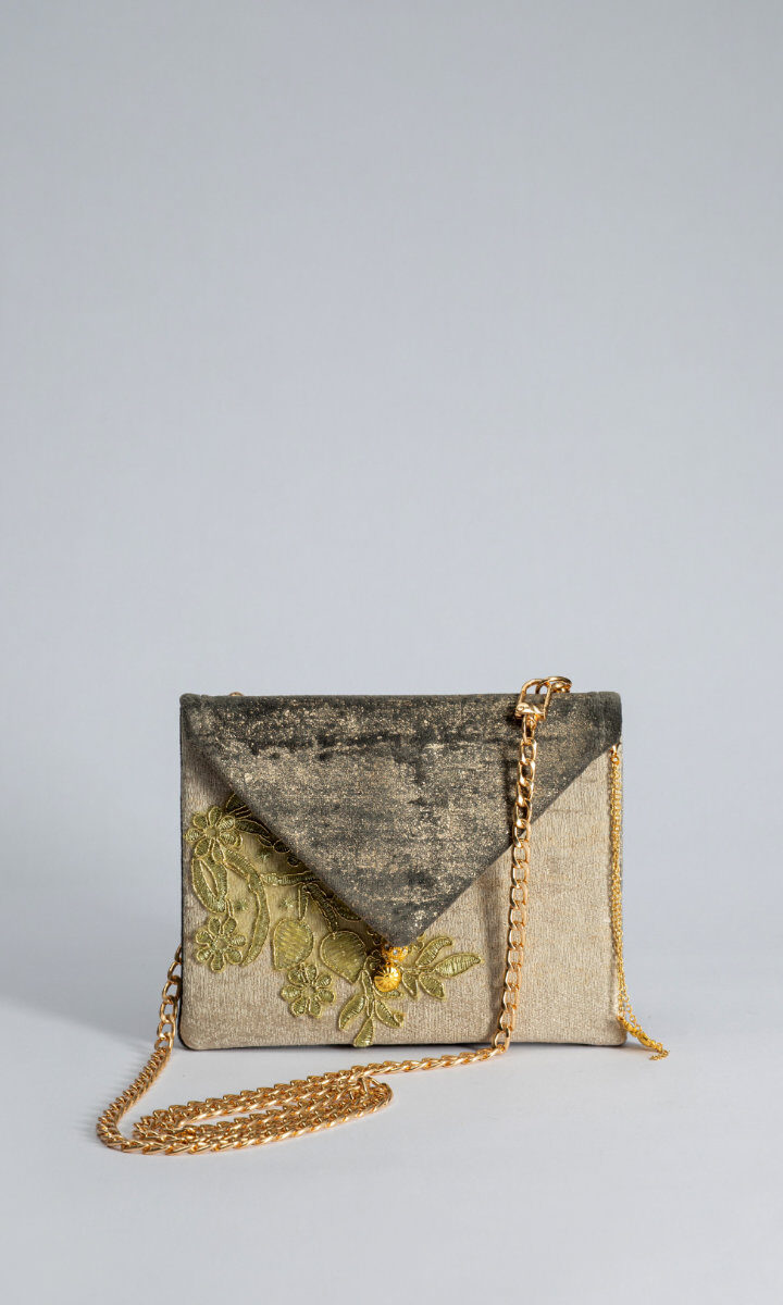 Letterina gioiello decorata